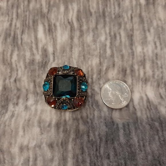 Bronze colored adjustable ring large green stone - Picture 3 of 5